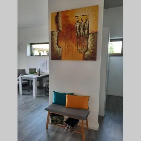 Riva - Modern - Naehe Montabaur Daire